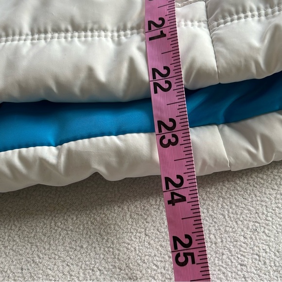 White Quilted Puffer Vest Size XL 📏 P2P 20” - Picture 12 of 12